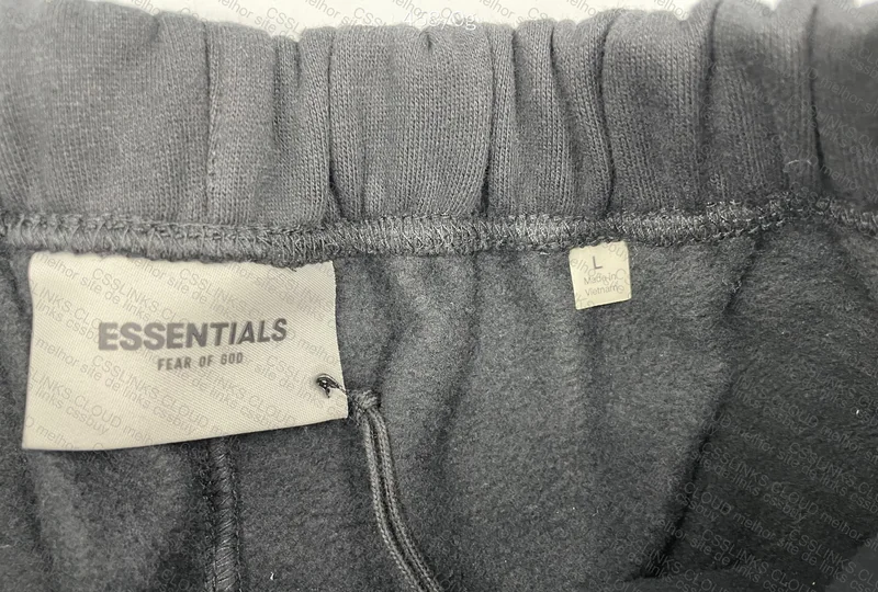 ESSENTIALS FOG Bermuda L - With Measurements 4