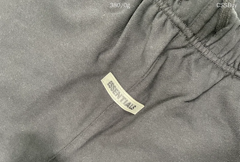 Essentials Bermuda, GL? 2
