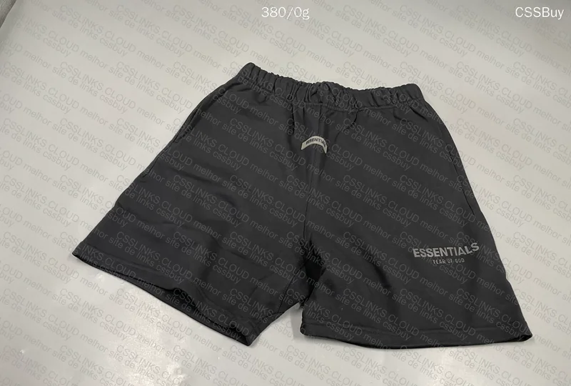 Essentials Bermuda, GL? 4