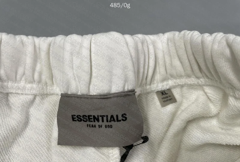 Essentials Bermuda, GL? 3