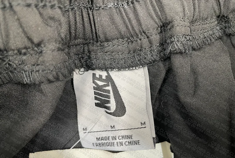 Nike Essentials Bermuda - Size M - 65Y 4