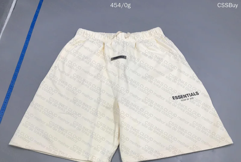 Essentials Bermuda [Off-White - With Measurements]