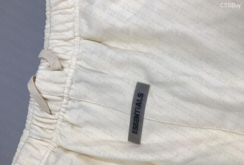 Essentials Bermuda [Off-White - With Measurements] 3