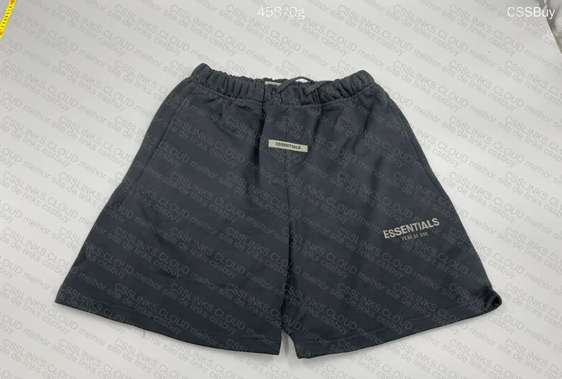 Black Essentials Bermuda