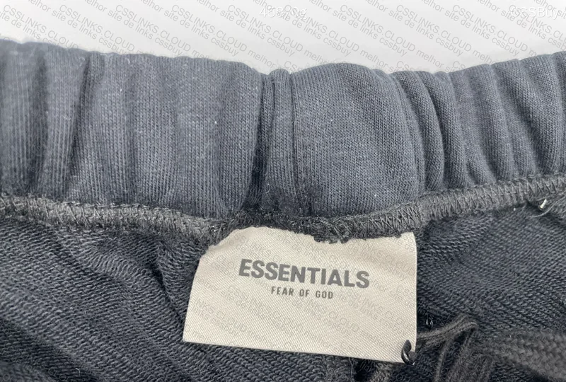 Black Essentials Bermuda 2