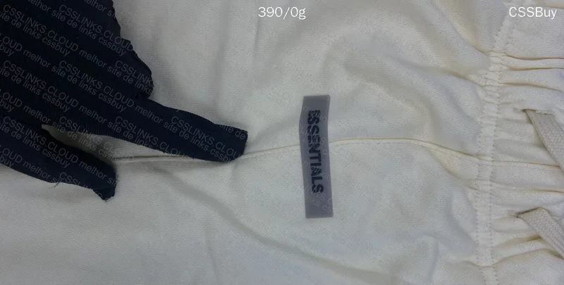 FOG ESSENTIALS Bermuda 3