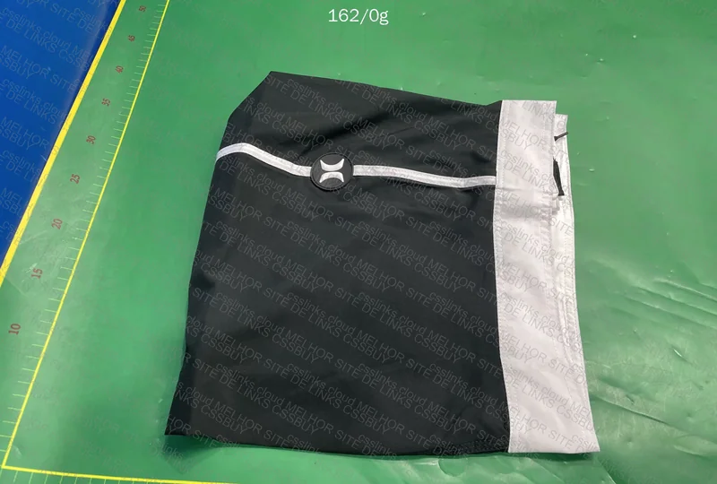 Hurley Bermuda