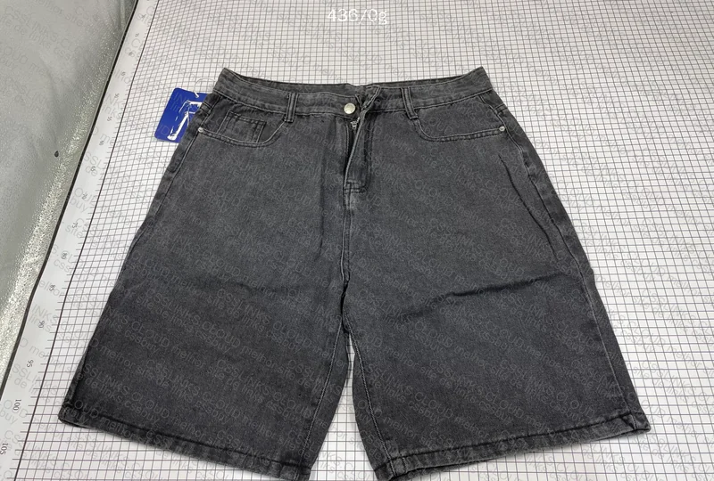 Denim Shorts - 40y