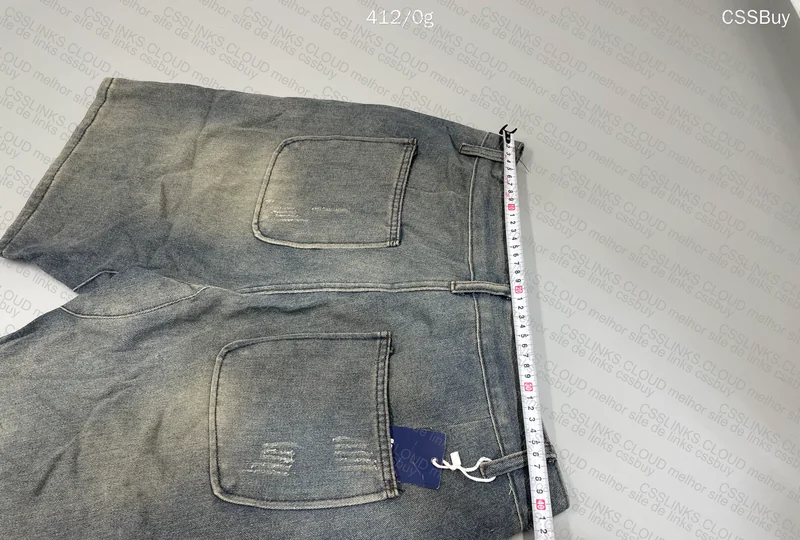 Denim Shorts / Homeless Style Wash 3
