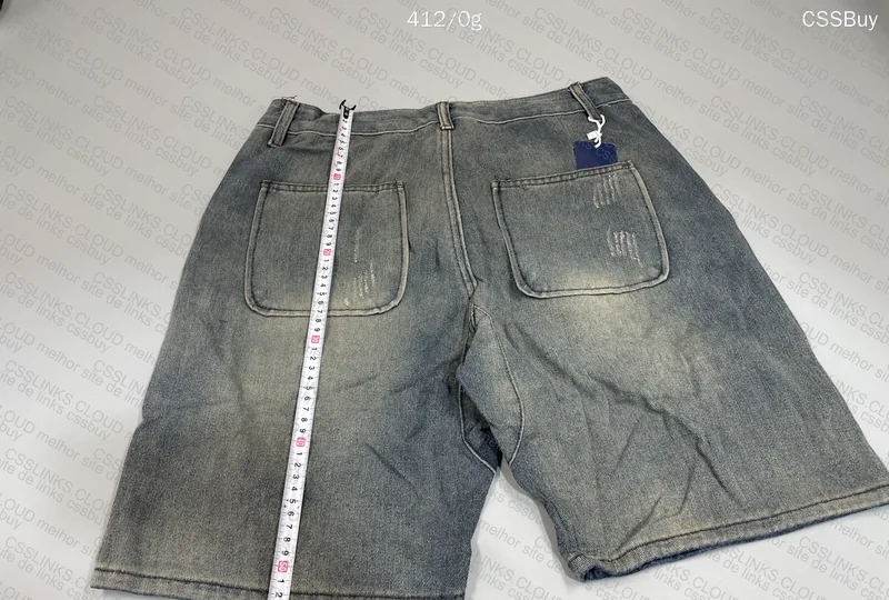 Denim Shorts / Homeless Style Wash 4