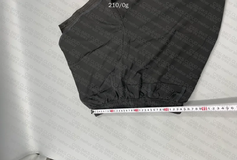 New Balance Sweatshorts with Measurements 5