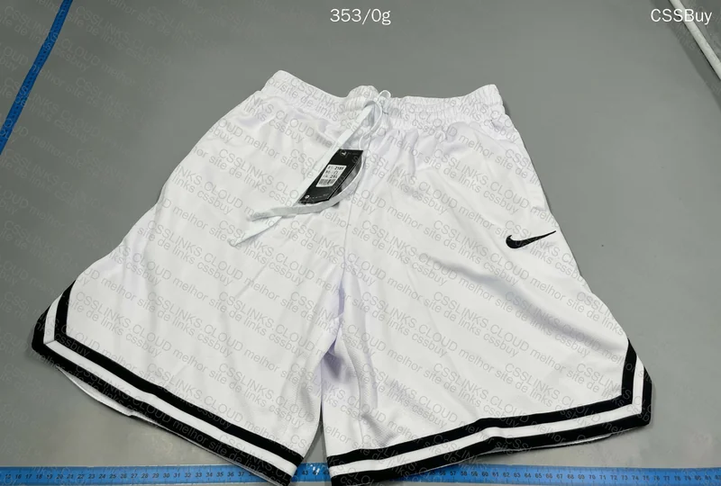 Nike Sweatshorts 2