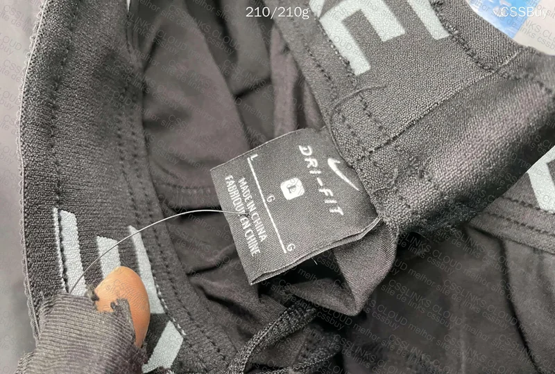Nike Sweatshorts 2