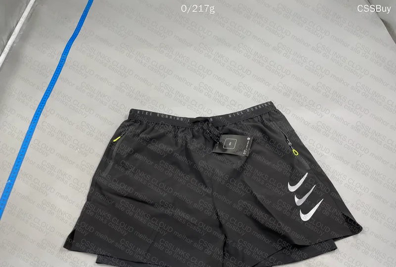 Nike Sweatshorts 4