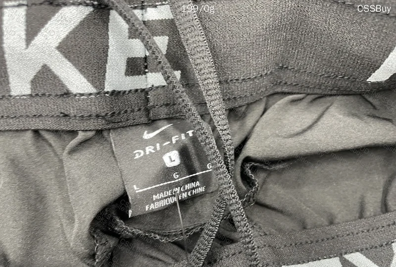 Nike Sweatshorts 4