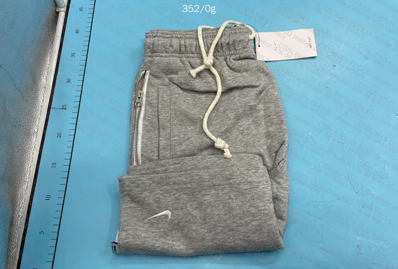 Nike Sweatshirt Shorts 7