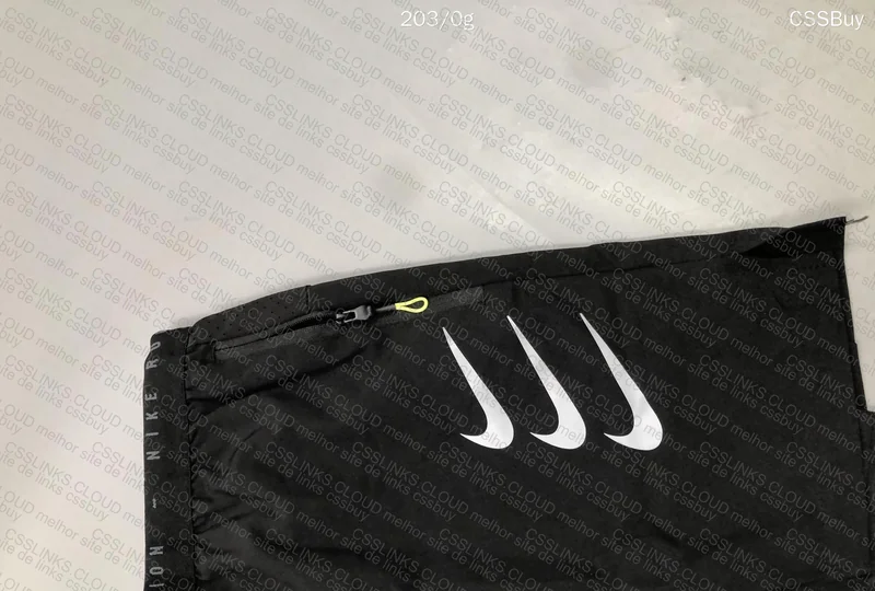 Nike Running Division Shorts (Reflective) 2