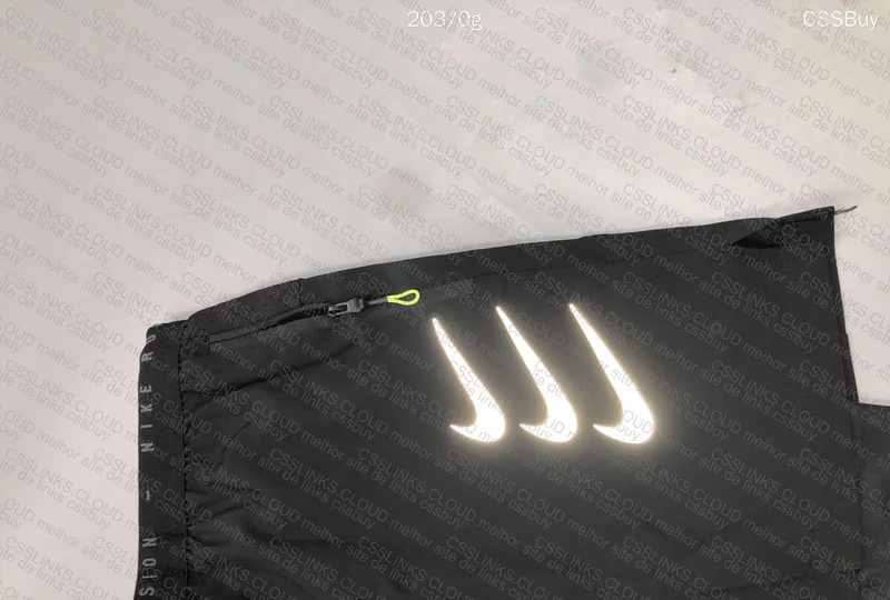 Nike Running Division Shorts (Reflective) 3