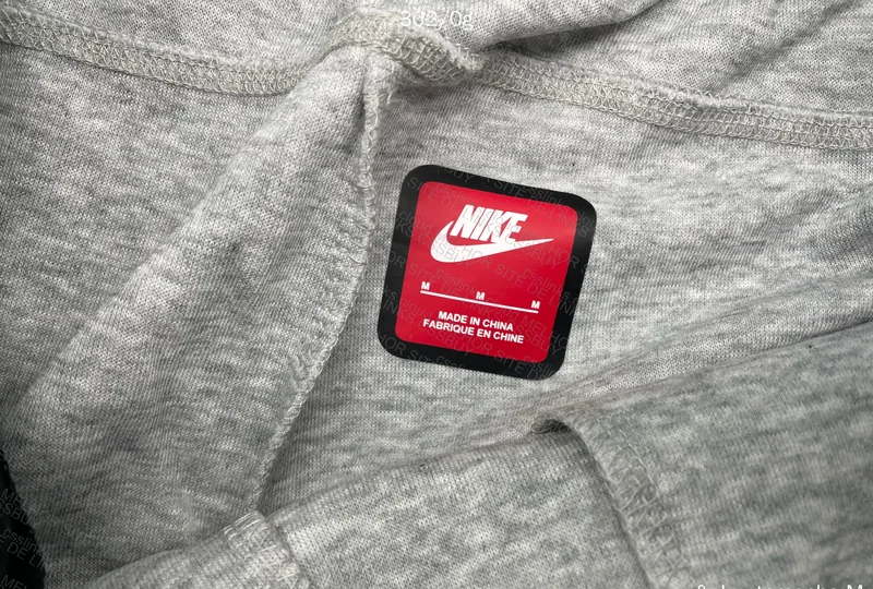 Nike Tech Shorts 4