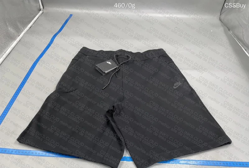 Nike Tech Fleece Shorts 2