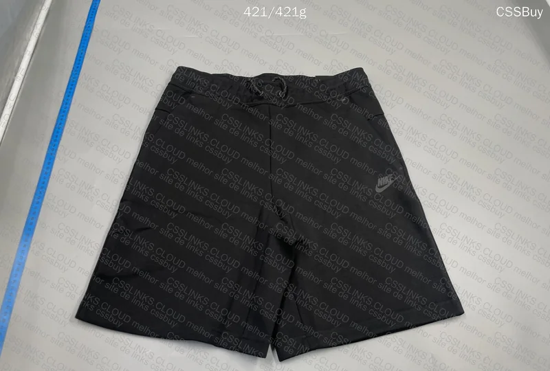 Nike Tech Fleece [Black - With Measurements]
