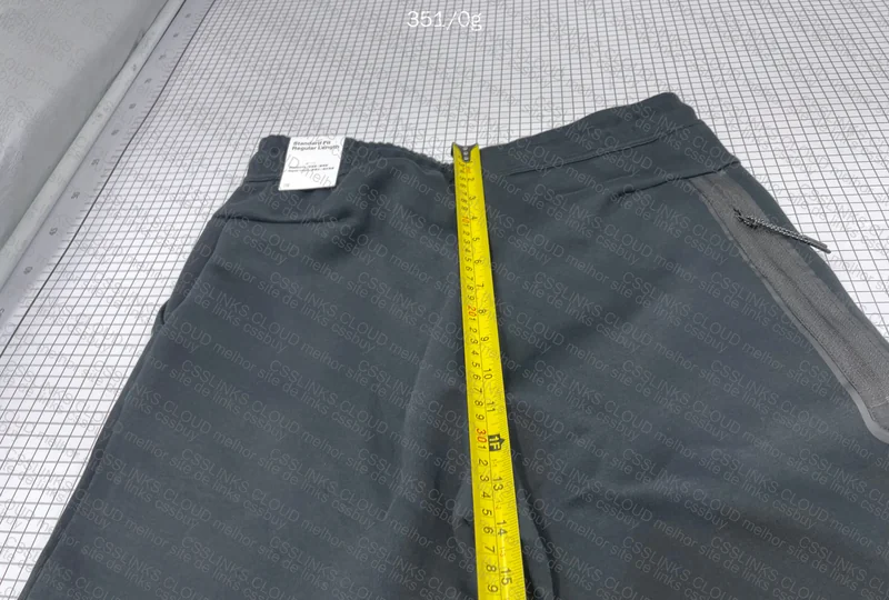 Nike Tech Fleece Shorts (GL?) 3