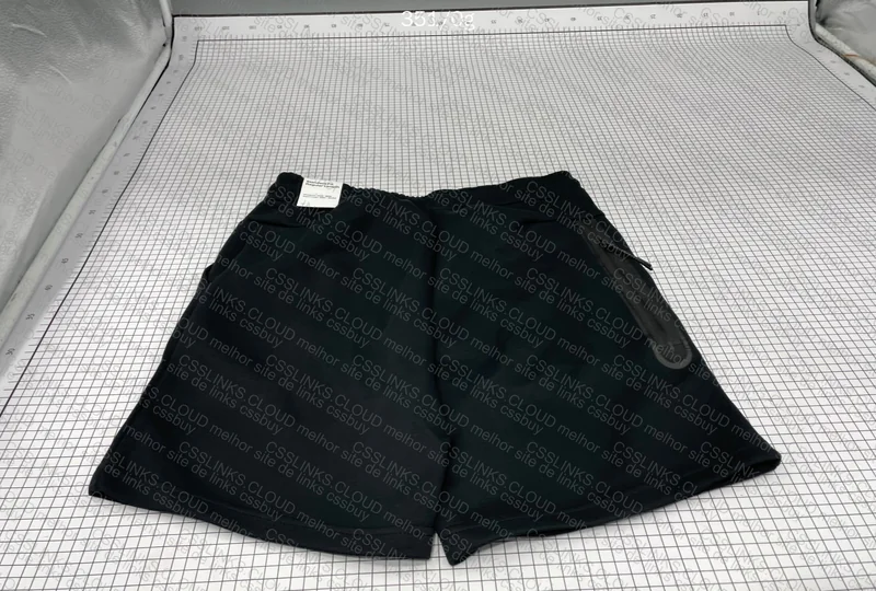 Nike Tech Fleece Shorts (GL?) 4