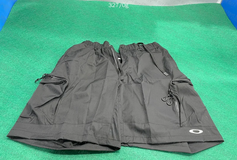 Oakley Shorts 4