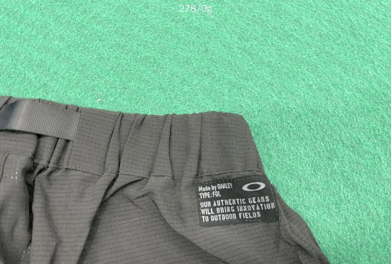 Oakley Shorts 4