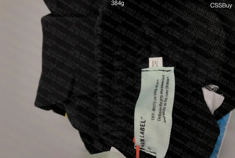 Off-White Shorts 4