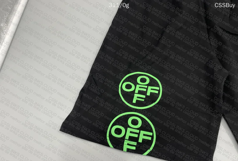 Off-White Shorts 4