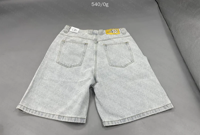 Polar Shorts 3