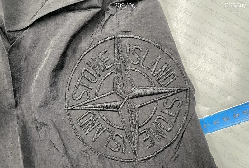 Stone Island Shorts 3