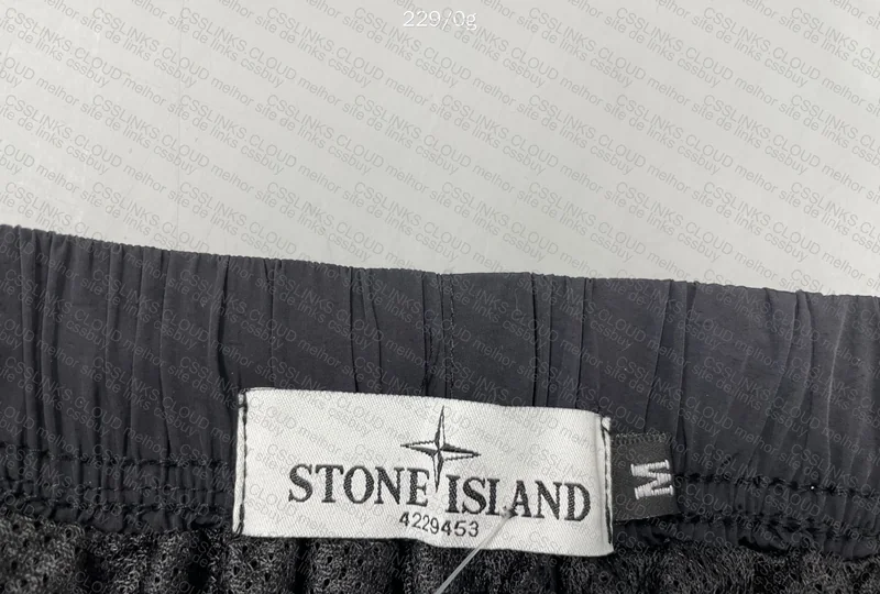 Stone Island Shorts 3