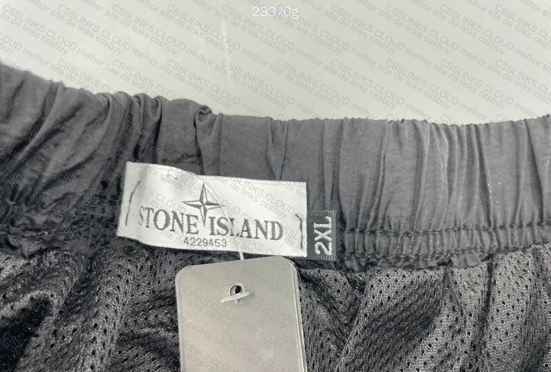 Stone Island Shorts 3
