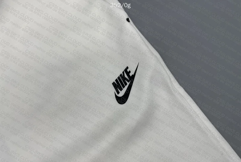 Nike Tech Fleece Shorts 2