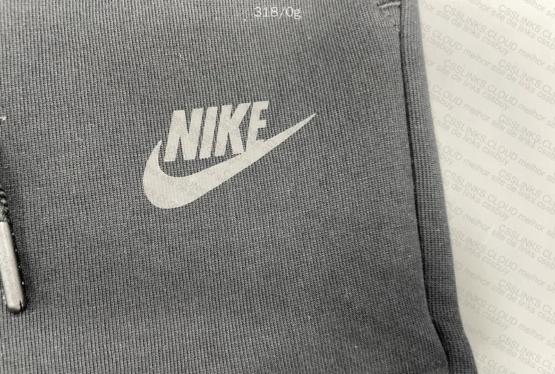 Tech Fleece Shorts 4
