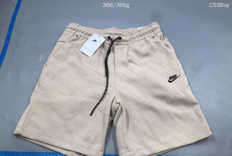 Nike Tech Shorts 2