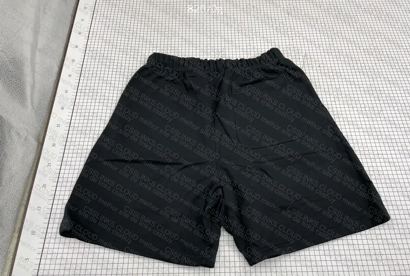 Essentials Shorts 4