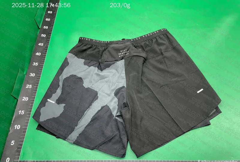 NIKE Cargo Shorts 6