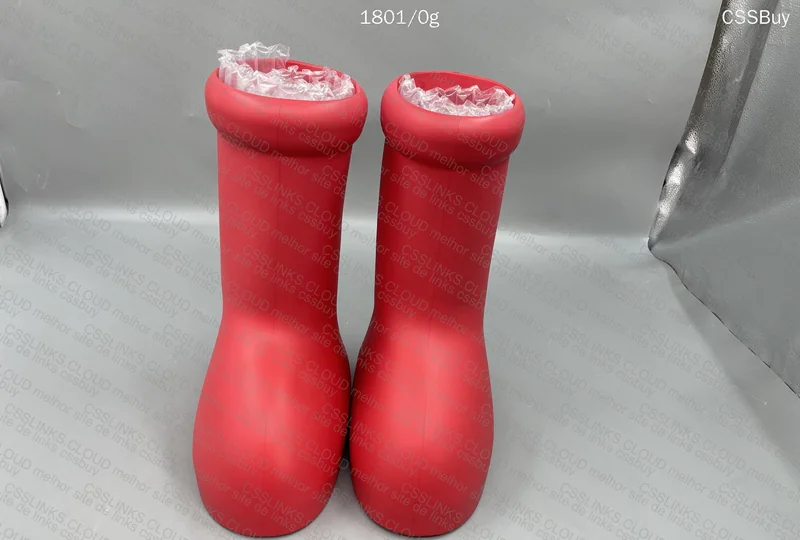 Big red Boots 4