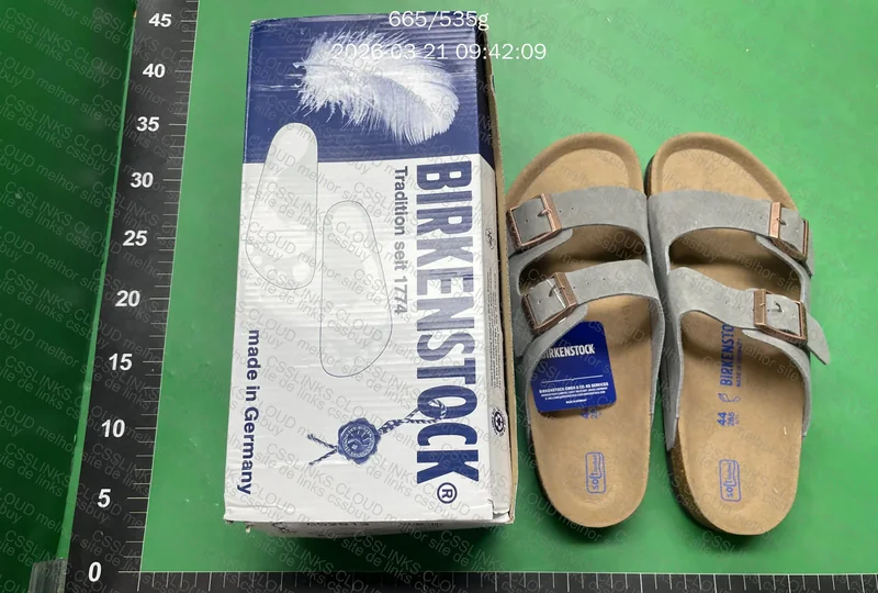 Birkenstock arizona cinza