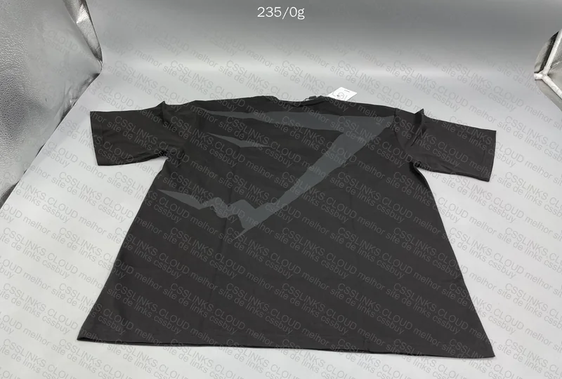 Black GymShark Shirt