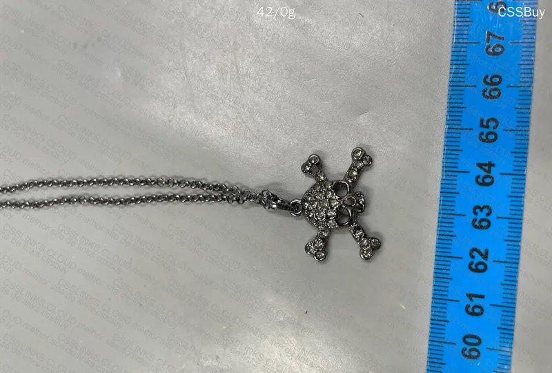 Black Necklace Viviane Westwood 2