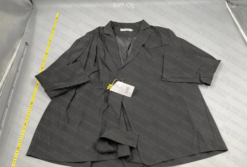 Blazer with Unique Cut 2