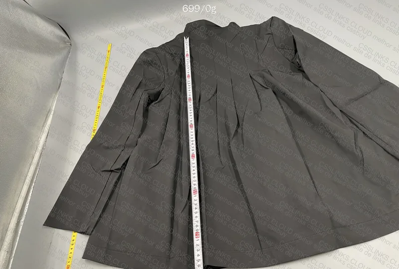 Blazer with Unique Cut 4