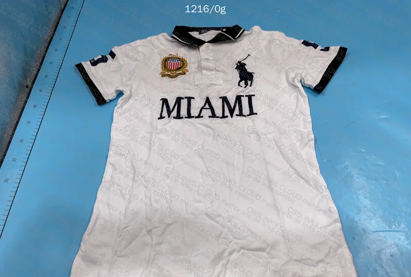 Blind Box 4 T-Shirts