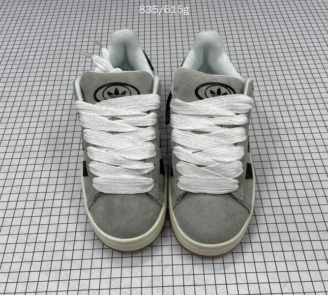 Blind Box Adidas - Size 38.5 EU