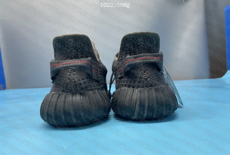 Blind box - Adidas Yeezy Boost 350 V2 Static Black (Reflective) 3