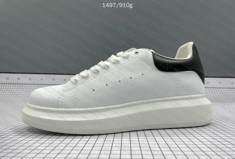 BLIND BOX ALEXANDER MCQUEEN 5